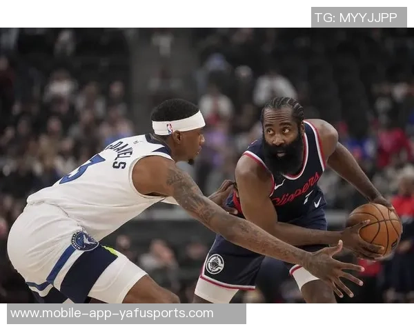 爱德华兹谈海兰德表现期待希望他能展现真实自我而非单纯追求得分